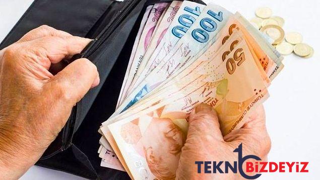 dolar ne olacak sorusunun karsiligi ile paranizin yarisini alacaklar diyen ekonomiste yorumlar burada 7 e4w6gK6z