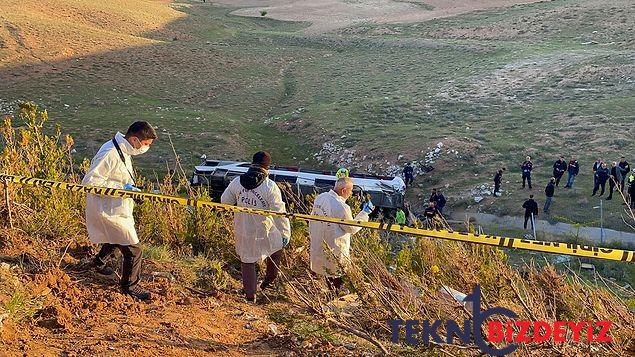 nigdede universitelileri tasiyan otobus devrildi 2 can kaybi 42 yarali 0 RY685etd