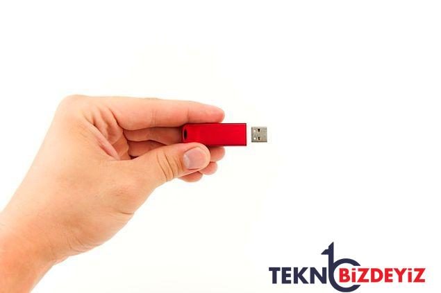 japonyada calisan bir kisi yaklasik yarim milyon bireye iliskin hassas bilgilerin bulundugu usb diski kaybetti 3 6NmmgSaQ