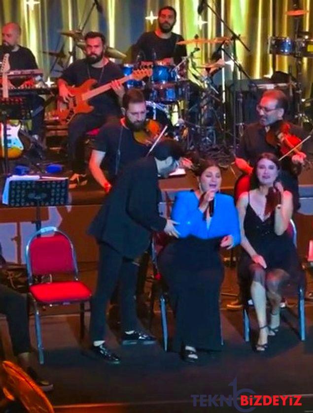 konserde belediye liderinin sibel cani gorecegim hengamesi 4 ImXpbAXR