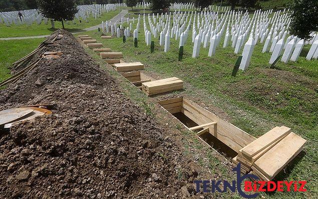 srebrenitsada mezarlar tekrar aciliyor 8 aKEMXHsZ