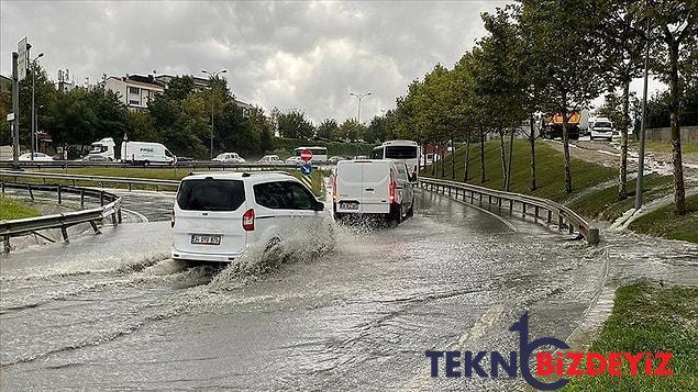 istanbulda saganak tesirli oluyor esenyurtta tekrar su baskinlari 4 8BUDvPST