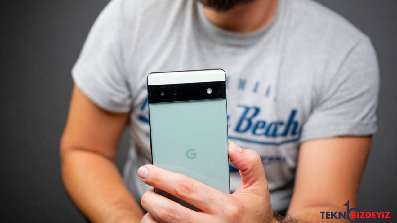 google ilgi cekici bir pixel telefon uzerinde calisiyor