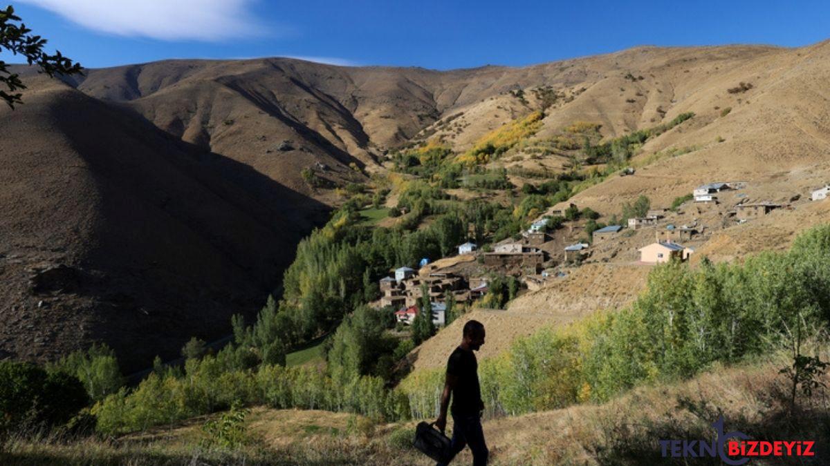 koydeki tek ogrencisi icin bes kilometre yuruyor zuQvGA2A