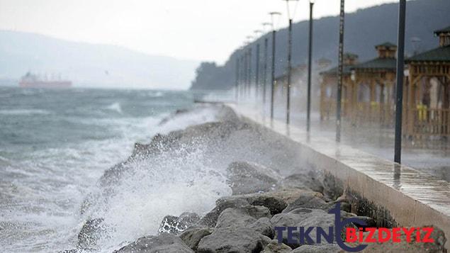 meteorolojiden marmaraya kuvvetli firtina uyarisi 7 ekim cuma gunu hava nasil olacak yagmur yagacak mi 1 447esUP3