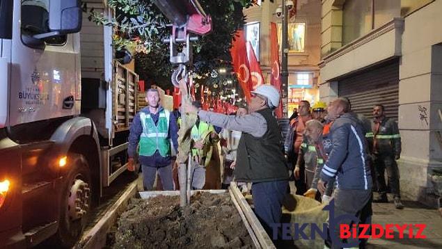 istiklal caddesindeki saksilar kaldiriliyor 0 msZ4Spkg