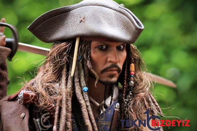 johnny depp icin heyecan dorukta kaptan jack sparrow serinin altinci sinemasiyla geri mi donuyor 3 knOO1eZb