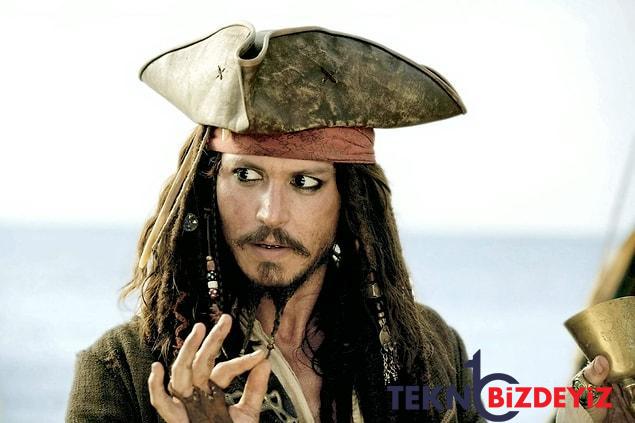 johnny depp icin heyecan dorukta kaptan jack sparrow serinin altinci sinemasiyla geri mi donuyor 6