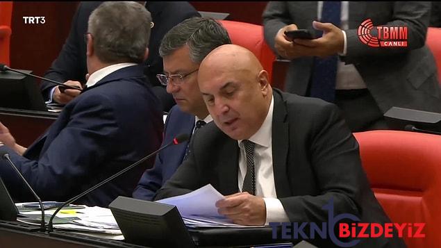 fuat oktay kendini bu turlu savundu kalabalikta cekilmis 1 8qdmSiVg