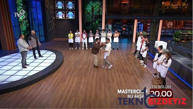 masterchef turkiyede sahne eski yarismacilarin tuna her zamanki uzere agizlari acik birakiyor 3 JlGick6b