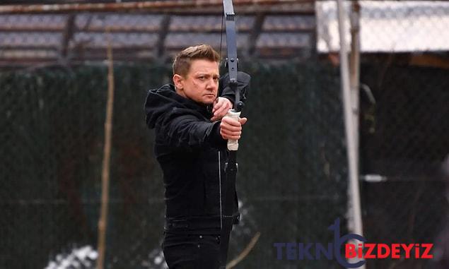 avengers sinemasinin hawkeyei jeremy renner dehsetli kar kazasinin akabinde hastaneden paylasim yapti 2 OtlDmvGh