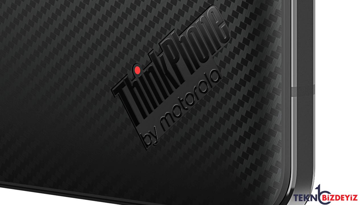 lenovo ve motorolanin ilk ortak telefonu thinkphone by motorola tanitildi 8XNUIV5n