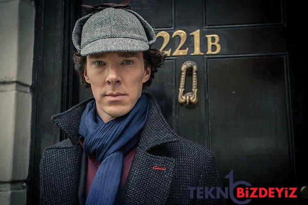 sherlock dizisinin senaristi oyunculuklarina hayran birakan benedict cumberbatch ve martin freemana seslendi 1 dWDuhXgH