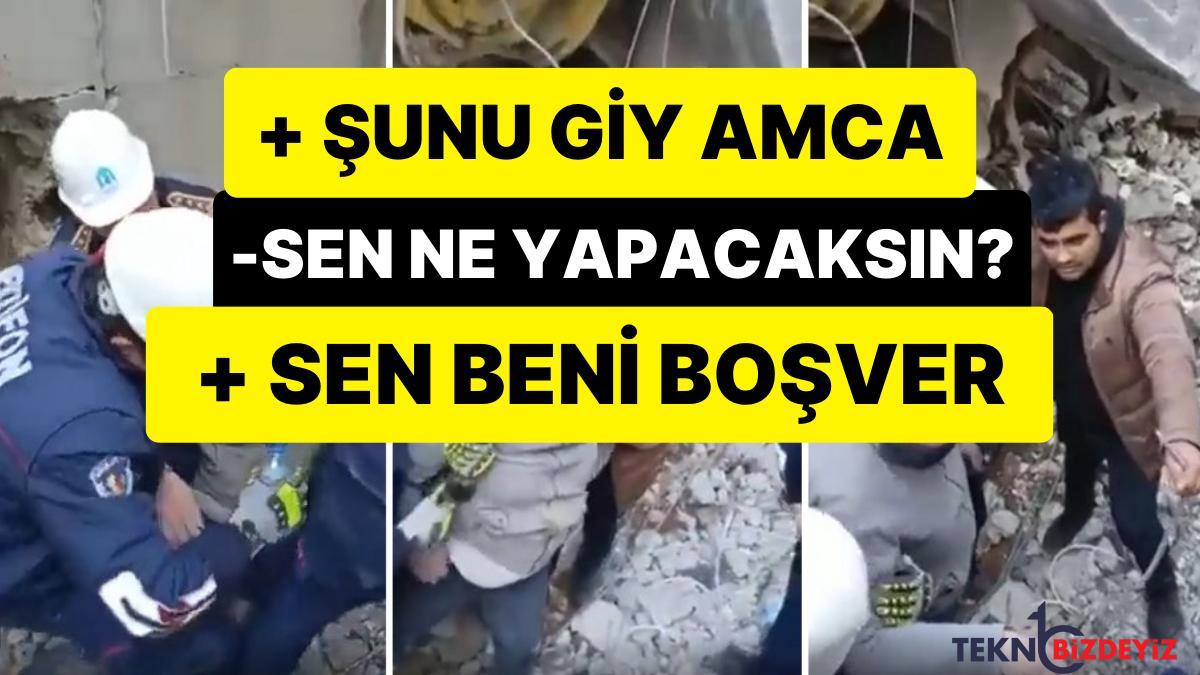 enkazdan cikarilan yasli adama ayagindaki botlarini veren itfaiye eri sen giy beni bosver iOATTdkb