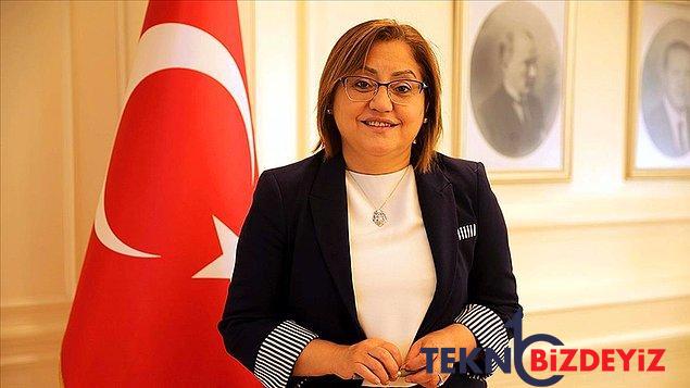 gaziantep buyuksehir belediye lideri fatma sahin 60000 nufuslu ilcenin yarisi yok 0 G7eNTHSe