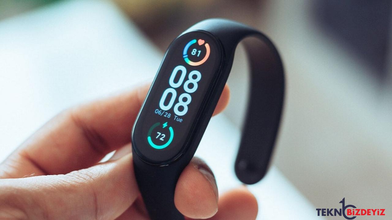 her bilekte gorecegimiz yeni xiaomi smart band 8 geliyor VhIdP1CJ