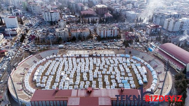 zelzele bolgesindeki cadir kentlerin duzensizligi onceki felaketlerden hic mi ders almadik dedirtti 7