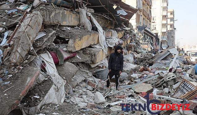 zelzele bolgesine giden fransiz arama kurtarma gruplarinin imajlari icimizi bir nebze de olsa isitti 1 mZ5yqId5