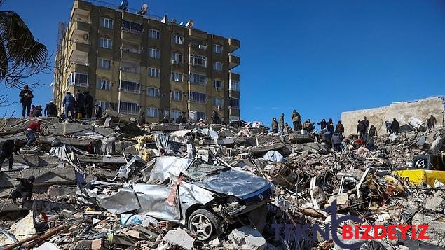 zelzelede hayatini yitiren yakinlarina attiklari iletilmeyen bildirileri paylasarak hepimizi kahreden sahislar 0 77g4Na5V